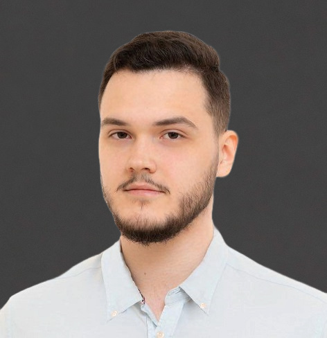 Илья Хайтаров